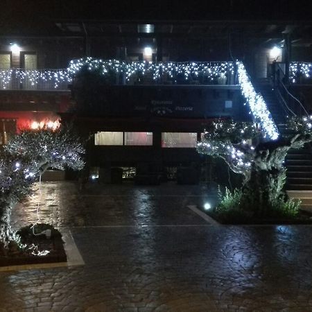Hotel Il Dito E La Luna Ripa Teatina Eksteriør billede